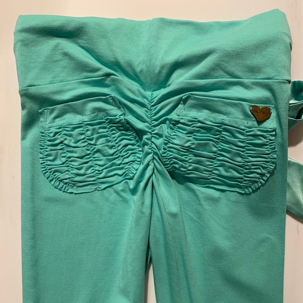 Cute Booty Lounge Aqua Mint leggings Small